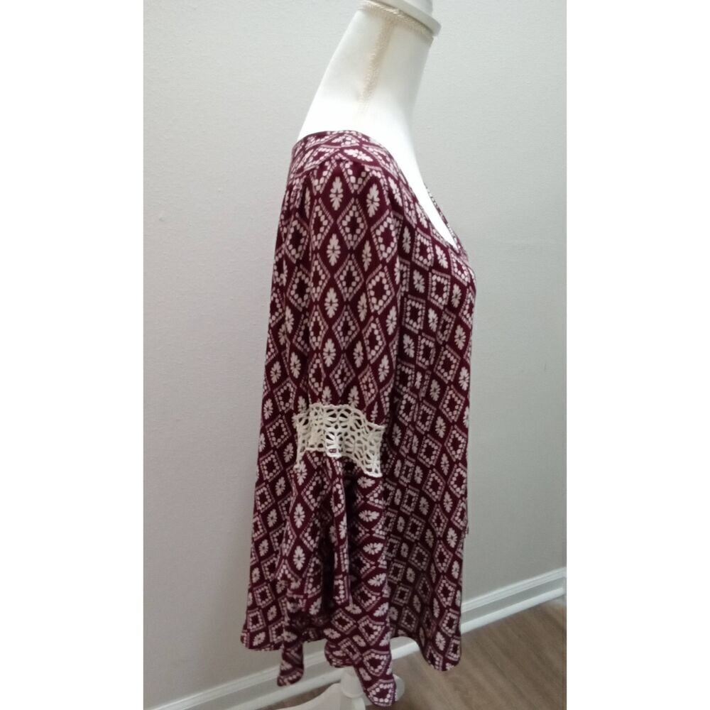 Heart Soul Blouse. - Picture 2 of 3